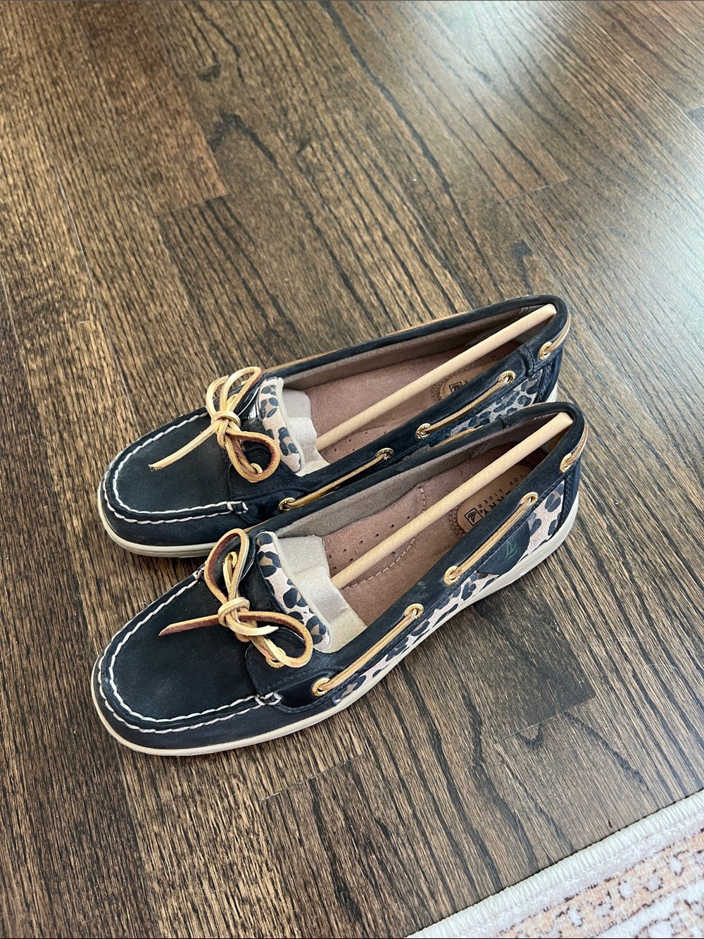 Sperry Women’s Angelfish boat shoe, size 9, new